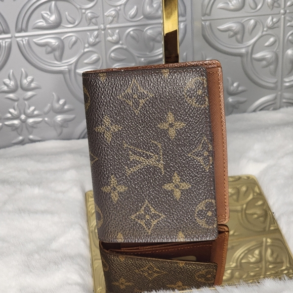 Louis vuitton Other - Louis vuitton card id holder wallet